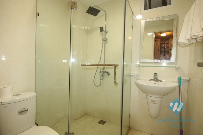 A lovely apartment for rent with reasonable price in Ba Dinh, Ha Noi